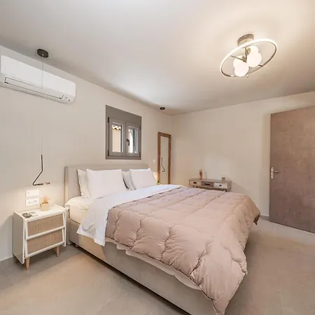 Holiday home Ariadne's House *