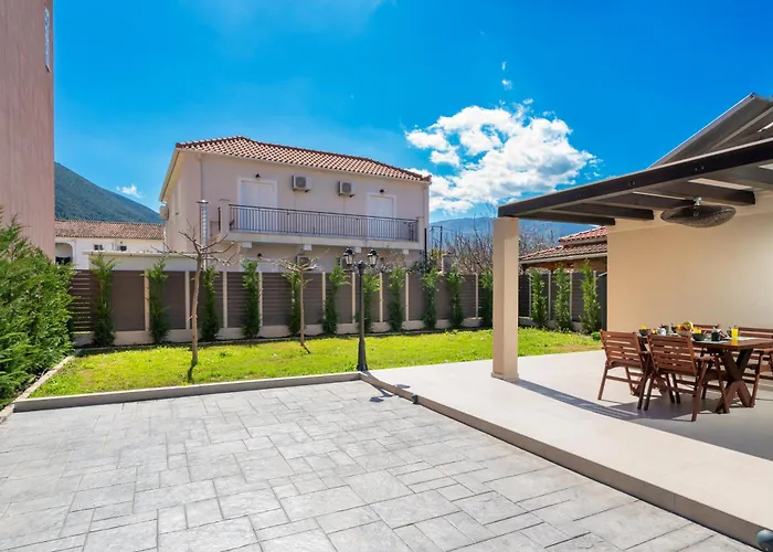 Ariadne's House Σάμη